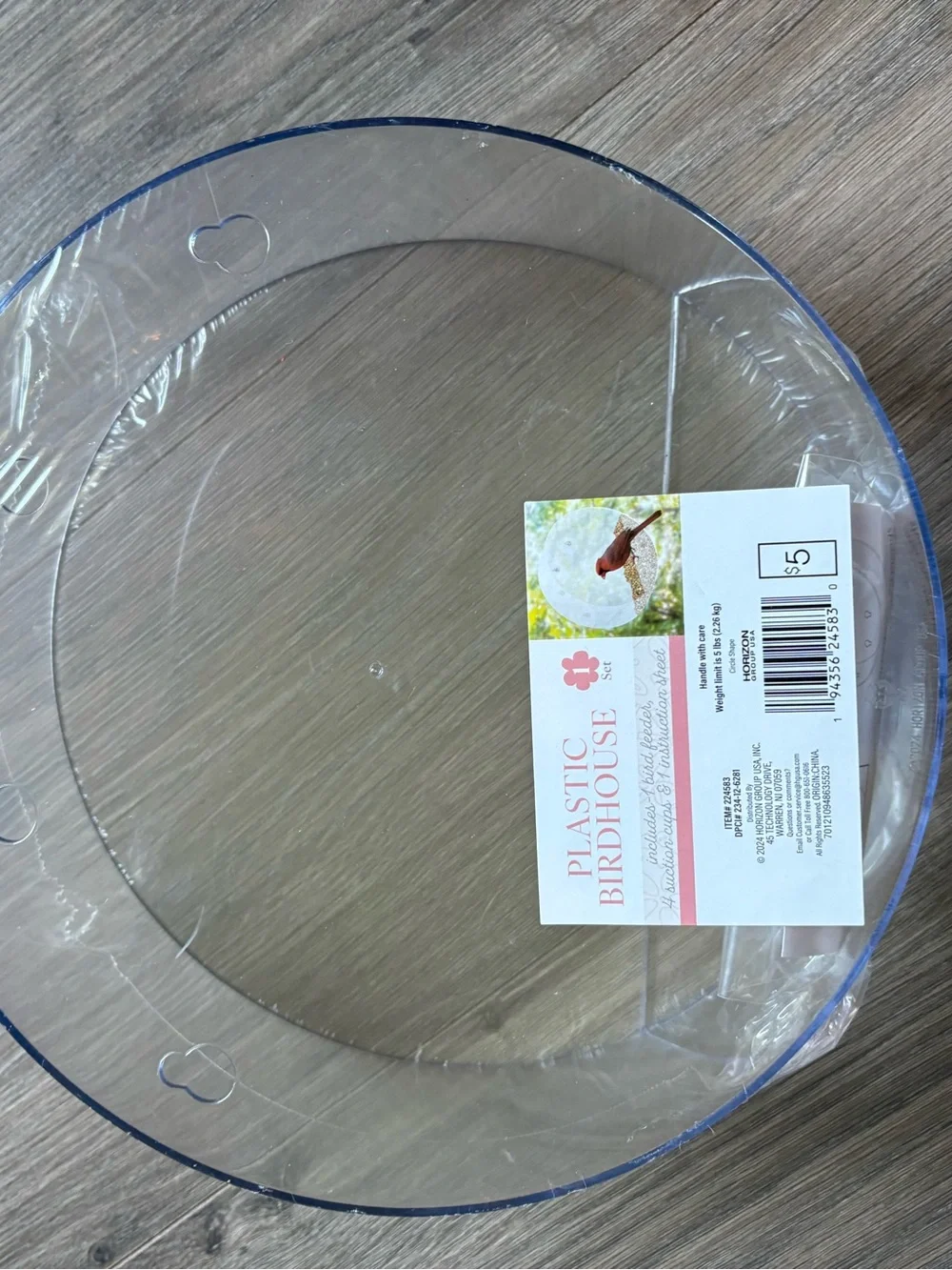 Brand new Clear Acrylic bird house